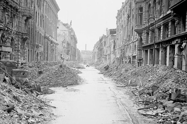 Berliner Straße, Zweiter Weltkrieg.
